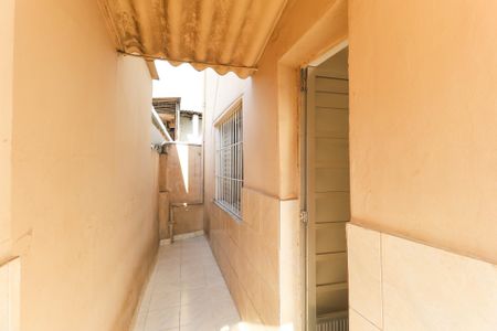 Casa para alugar com 100m², 2 quartos e 1 vagaCorredor