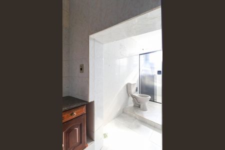 Casa para alugar com 100m², 2 quartos e 1 vagaBanheiro social