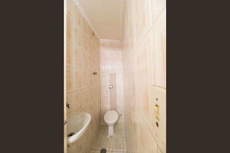 Casa para alugar com 100m², 2 quartos e 1 vagaLavabo