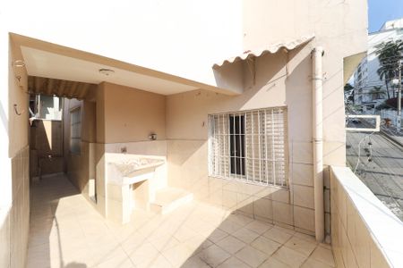 Casa para alugar com 100m², 2 quartos e 1 vagaÁrea de serviço