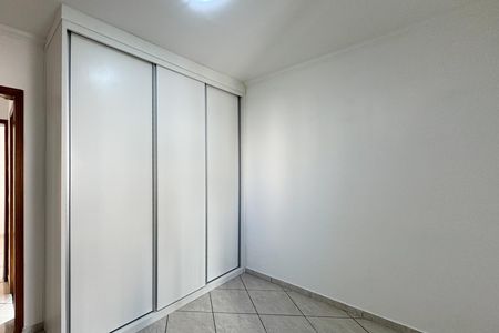 Quarto 2 de apartamento para alugar com 2 quartos, 52m² em Independência, São Bernardo do Campo