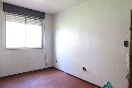 Sala de apartamento para alugar com 3 quartos, 80m² em Rubem Berta, Porto Alegre