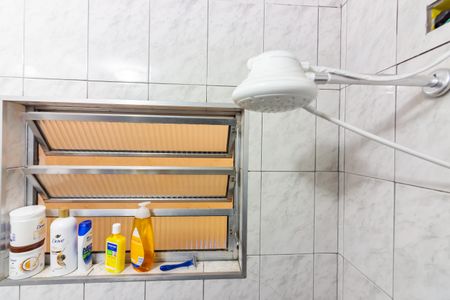 Casa à venda com 220m², 4 quartos e 1 vaga Casa à venda com 220m², 4 quartos e 1 vagaBanheiro 3