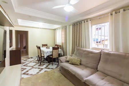 Casa à venda com 220m², 4 quartos e 1 vaga Casa à venda com 220m², 4 quartos e 1 vagaSala