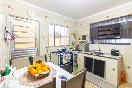 Casa à venda com 220m², 4 quartos e 1 vaga Casa à venda com 220m², 4 quartos e 1 vagaCozinha 2