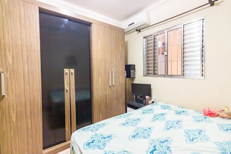 Casa à venda com 220m², 4 quartos e 1 vaga Casa à venda com 220m², 4 quartos e 1 vagaQuarto 3