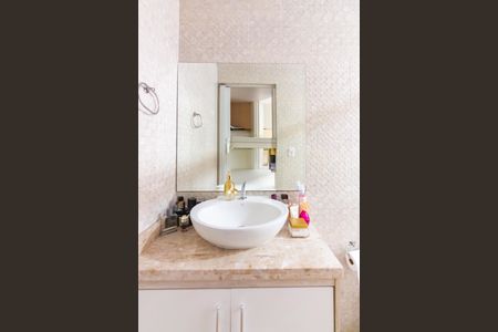 Casa à venda com 220m², 4 quartos e 1 vaga Casa à venda com 220m², 4 quartos e 1 vagaBanheiro da Suíte