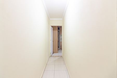 Casa à venda com 220m², 4 quartos e 1 vaga Casa à venda com 220m², 4 quartos e 1 vagaCorredor