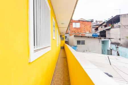 Casa à venda com 220m², 4 quartos e 1 vaga Casa à venda com 220m², 4 quartos e 1 vagaCorredor
