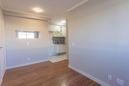 Sala  de apartamento para alugar com 2 quartos, 45m² em Canhema, Diadema