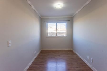 Sala  de apartamento para alugar com 2 quartos, 45m² em Canhema, Diadema