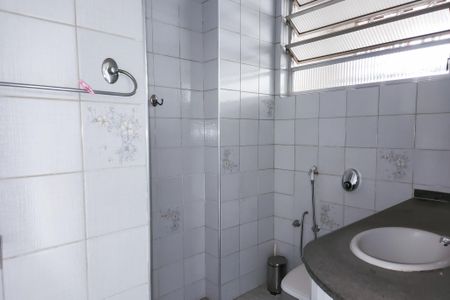 Apartamento à venda com 72m², 2 quartos e sem vagaBanheiro 