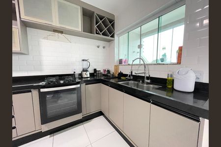Casa para alugar com 170m², 3 quartos e 6 vagasCozinha
