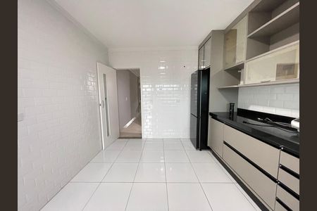 Casa para alugar com 170m², 3 quartos e 6 vagasCozinha