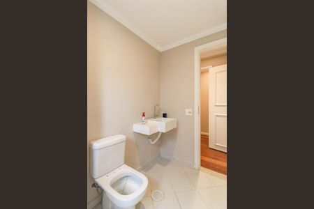 Apartamento para alugar com 190m², 3 quartos e 3 vagas Apartamento para alugar com 190m², 3 quartos e 3 vagasBanheiro Social