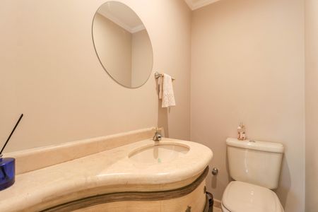 Apartamento para alugar com 190m², 3 quartos e 3 vagas Apartamento para alugar com 190m², 3 quartos e 3 vagasLavabo