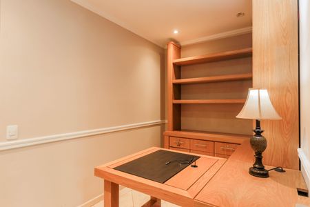 Apartamento para alugar com 190m², 3 quartos e 3 vagas Apartamento para alugar com 190m², 3 quartos e 3 vagasEscritório