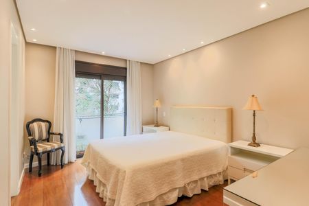 Apartamento para alugar com 190m², 3 quartos e 3 vagas Apartamento para alugar com 190m², 3 quartos e 3 vagasSuíte 1