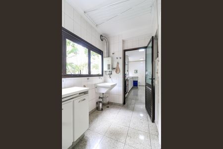 Apartamento para alugar com 190m², 3 quartos e 3 vagas Apartamento para alugar com 190m², 3 quartos e 3 vagasÁrea de Serviço