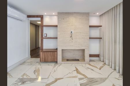 Apartamento à venda com 233m², 3 quartos e 3 vagas Apartamento à venda com 233m², 3 quartos e 3 vagasSala