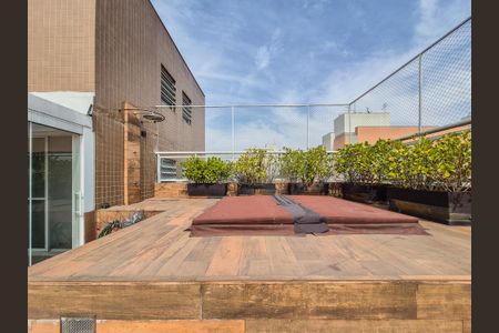 Apartamento à venda com 233m², 3 quartos e 3 vagas Apartamento à venda com 233m², 3 quartos e 3 vagasCobertura