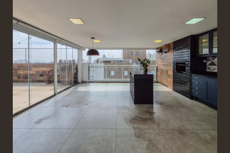 Apartamento à venda com 233m², 3 quartos e 3 vagas Apartamento à venda com 233m², 3 quartos e 3 vagasCobertura