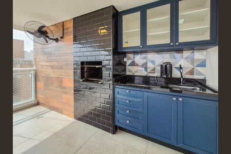 Apartamento à venda com 233m², 3 quartos e 3 vagas Apartamento à venda com 233m², 3 quartos e 3 vagasCobertura