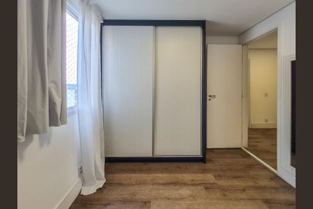 Apartamento à venda com 233m², 3 quartos e 3 vagas Apartamento à venda com 233m², 3 quartos e 3 vagasSuíte 01