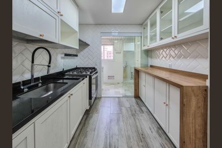 Apartamento à venda com 233m², 3 quartos e 3 vagas Apartamento à venda com 233m², 3 quartos e 3 vagasCozinha