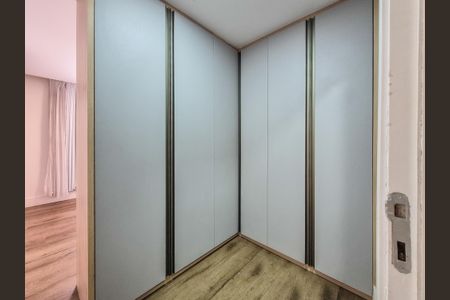 Apartamento à venda com 233m², 3 quartos e 3 vagas Apartamento à venda com 233m², 3 quartos e 3 vagasSuite 03