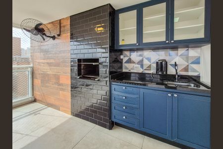 Apartamento à venda com 233m², 3 quartos e 3 vagas Apartamento à venda com 233m², 3 quartos e 3 vagasCobertura