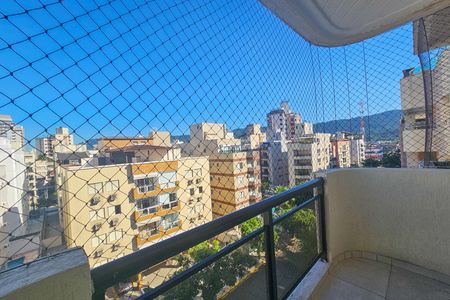 Apartamento para alugar com 90m², 3 quartos e 2 vagasVaranda