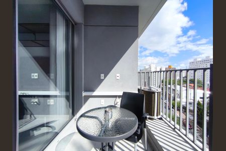 Studio à venda com 25m², 1 quarto e sem vagaVaranda