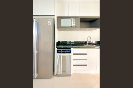 Apartamento para alugar com 186m², 4 quartos e 2 vagasCozinha