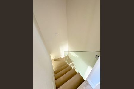 Apartamento para alugar com 186m², 4 quartos e 2 vagasEscada
