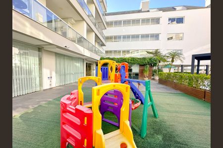 Apartamento para alugar com 186m², 4 quartos e 2 vagasÁrea comum - Playground