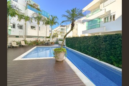 Apartamento para alugar com 186m², 4 quartos e 2 vagasÁrea comum - Piscina