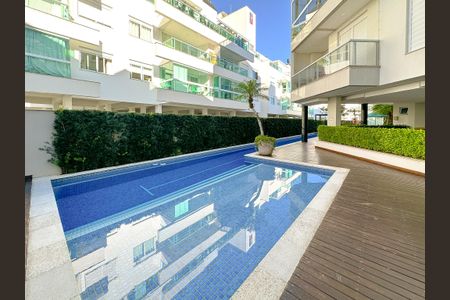 Apartamento para alugar com 186m², 4 quartos e 2 vagasÁrea comum - Piscina