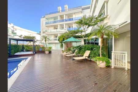 Apartamento para alugar com 186m², 4 quartos e 2 vagasÁrea comum - Piscina