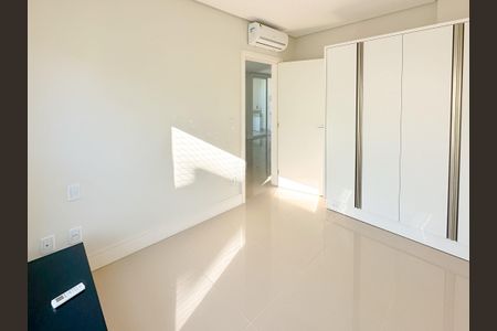 Apartamento para alugar com 186m², 4 quartos e 2 vagasQuarto 2