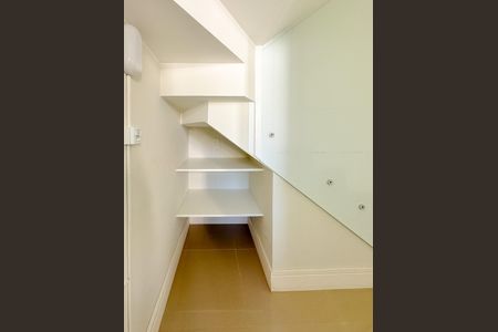 Apartamento para alugar com 186m², 4 quartos e 2 vagasDespensa