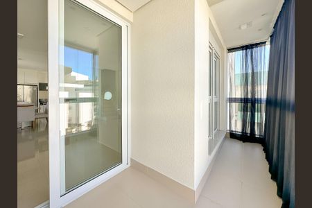 Apartamento para alugar com 186m², 4 quartos e 2 vagasVaranda da Sala