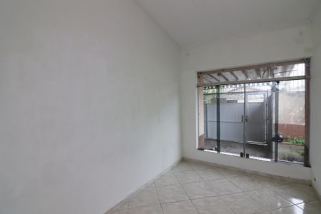 Casa para alugar com 112m², 2 quartos e 2 vagasQuarto 1