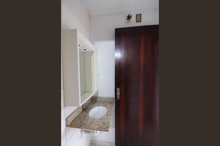 Casa para alugar com 112m², 2 quartos e 2 vagasBanheiro Social