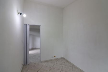 Casa para alugar com 112m², 2 quartos e 2 vagasQuarto 1