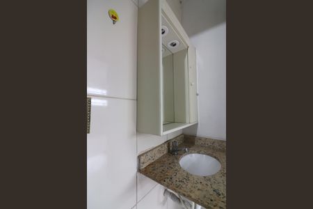 Casa para alugar com 112m², 2 quartos e 2 vagasBanheiro Social