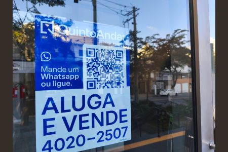 Studio à venda com 24m², 1 quarto e sem vaga Studio à venda com 24m², 1 quarto e sem vagaPlaquinha