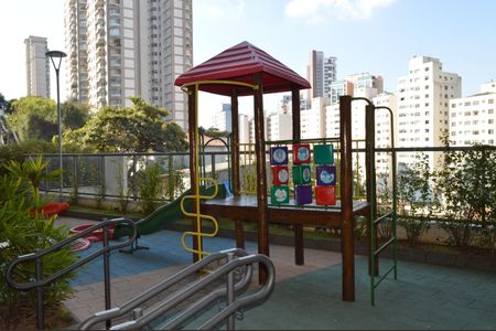 Studio à venda com 24m², 1 quarto e sem vaga Studio à venda com 24m², 1 quarto e sem vagaPlayground