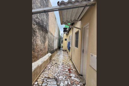 Casa de condomínio para alugar com 100m², 2 quartos e sem vaga Casa de condomínio para alugar com 100m², 2 quartos e sem vagaCorredor externo
