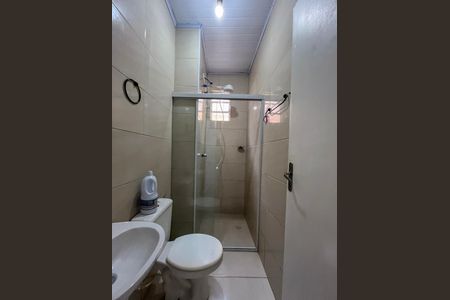 Casa de condomínio para alugar com 100m², 2 quartos e sem vaga Casa de condomínio para alugar com 100m², 2 quartos e sem vagaBanheiro